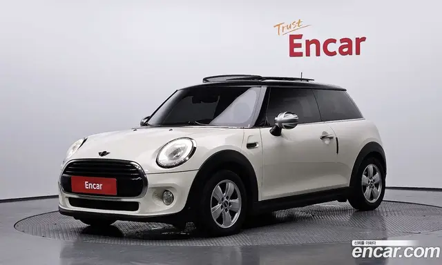 Mini Cooper, 2015, 121 474 км