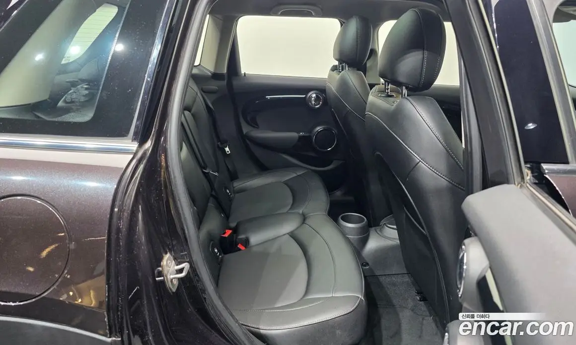 Mini Cooper 2015 1.5 автомат (гидро), фото 12