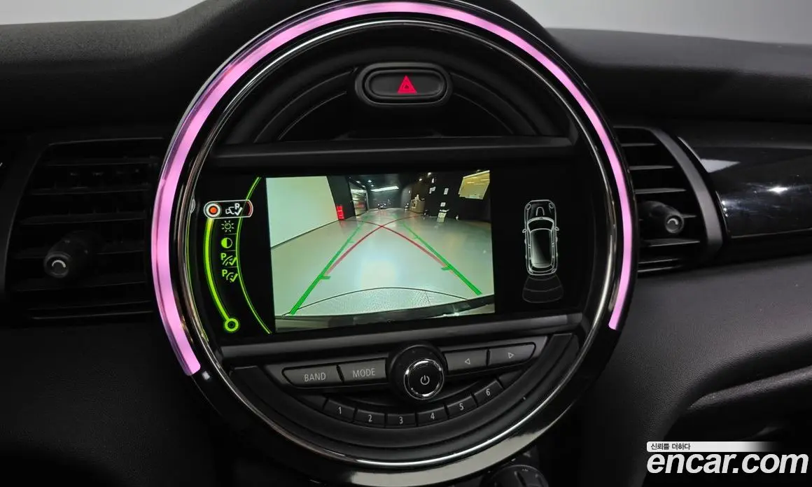 Mini Cooper 2015 1.5 автомат (гидро), фото 15