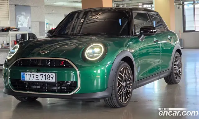 Mini Cooper 2025 2.0 автомат (гидро), миниатюра 2