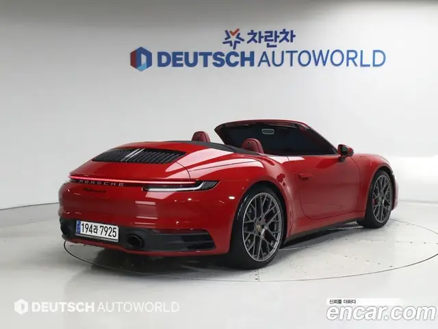 Porsche 911 2024 3.0 автомат (гидро), миниатюра 2