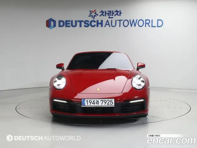 Porsche 911 2024 3.0 автомат (гидро), миниатюра 3