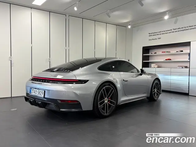 Porsche 911 2025 3.6 автомат (гидро), миниатюра 2