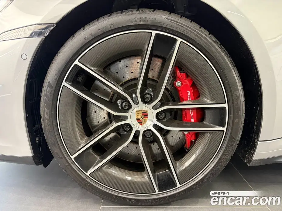 Porsche 911 2025 3.6 автомат (гидро), фото 5