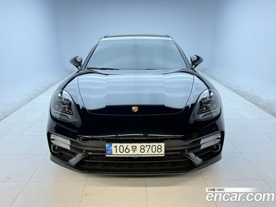Porsche Panamera 2022 4.0 автомат (гидро), фото 1 Porsche Panamera 2022 4.0 автомат (гидро), фото 1