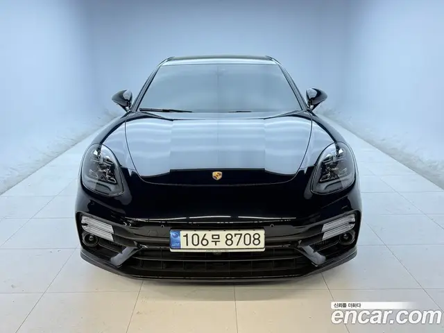 Porsche Panamera, 2022, 66 870 км
