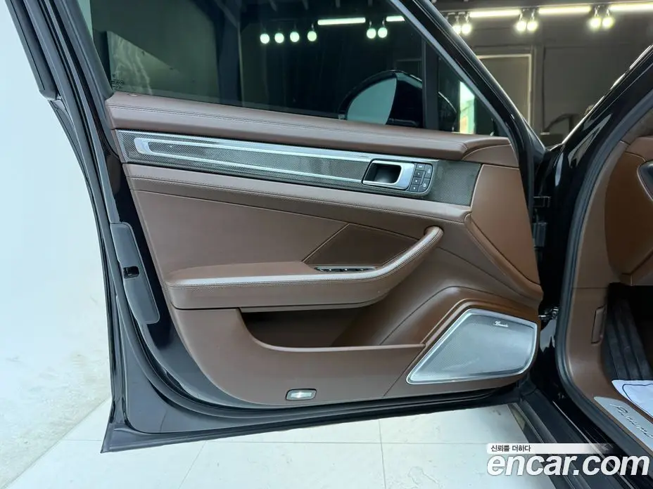 Porsche Panamera 2022 4.0 автомат (гидро), фото 16 Porsche Panamera 2022 4.0 автомат (гидро), фото 16
