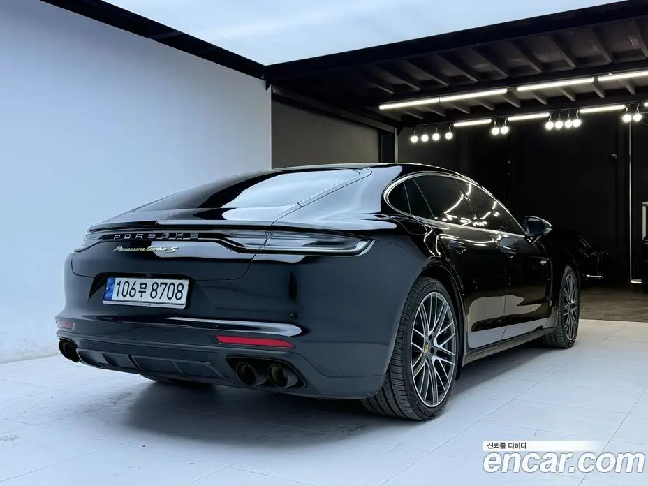 Porsche Panamera 2022 4.0 автомат (гидро), фото 4 Porsche Panamera 2022 4.0 автомат (гидро), фото 4