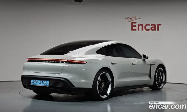 Porsche Taycan, 2022, 112 590 км