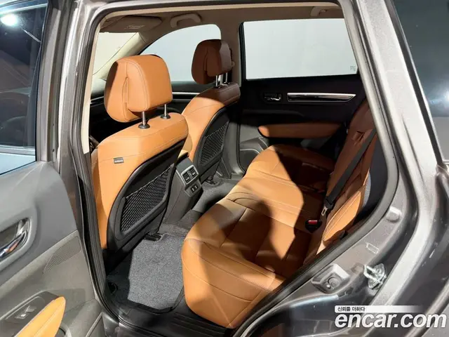 Renault (Samsung) QM6 2024 2.0 автомат (гидро), миниатюра 6 Renault (Samsung) QM6 2024 2.0 автомат (гидро), миниатюра 6