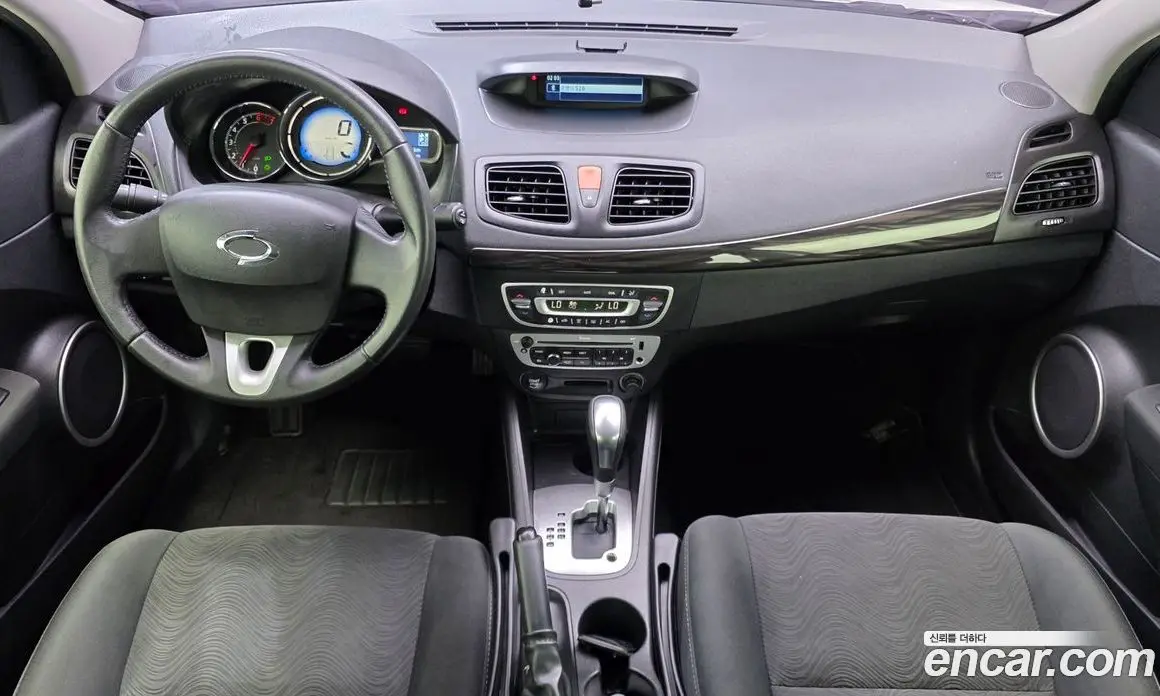 Renault (Samsung) SM3 2014 1.6 автомат (гидро), фото 9 Renault (Samsung) SM3 2014 1.6 автомат (гидро), фото 9
