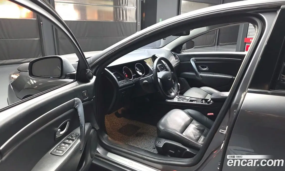Renault (Samsung) SM7 2016 2.0 автомат (гидро), фото 10 Renault (Samsung) SM7 2016 2.0 автомат (гидро), фото 10