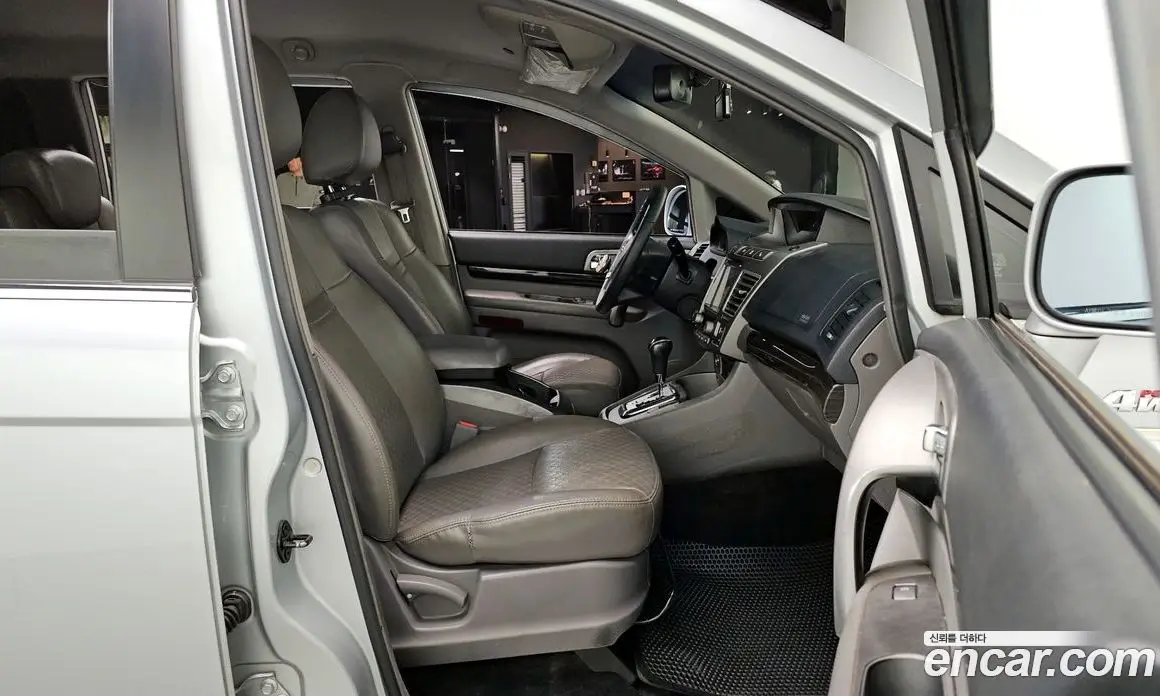 SsangYong Korando 2016 2.2 автомат (гидро), фото 12
