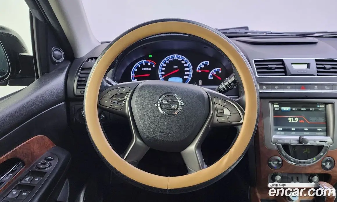SsangYong Rexton 2016 2.2 автомат (гидро), фото 12