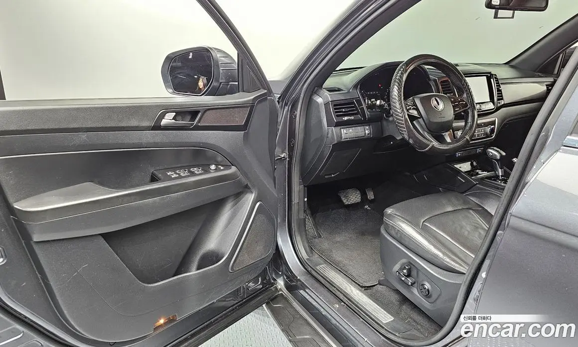 SsangYong Rexton 2020 2.2 автомат (гидро), фото 13