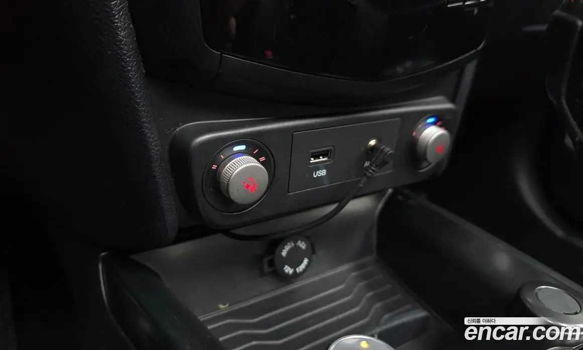 SsangYong TIBOLI 2016 1.6 автомат (гидро), фото 18