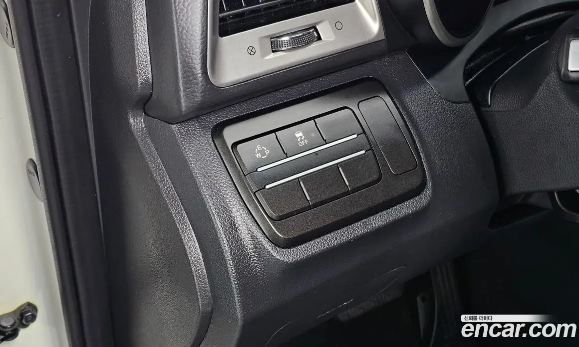 SsangYong TIBOLI 2017 1.6 автомат (гидро), фото 14