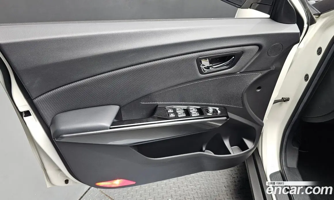 SsangYong TIBOLI 2022 1.5 автомат (гидро), фото 14