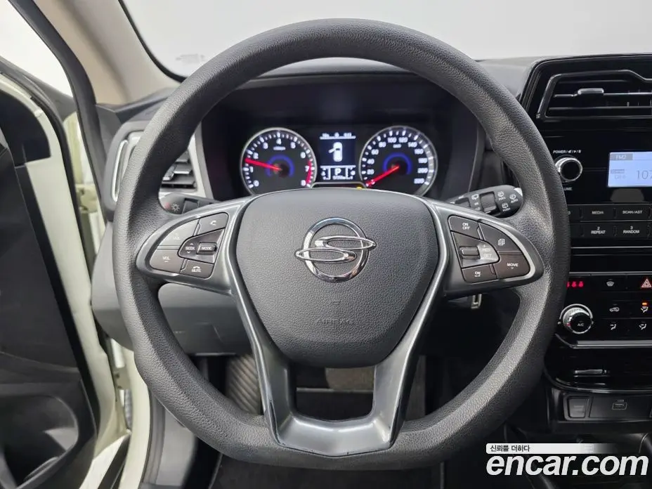 SsangYong TIBOLI 2022 1.5 автомат (гидро), фото 12 SsangYong TIBOLI 2022 1.5 автомат (гидро), фото 12