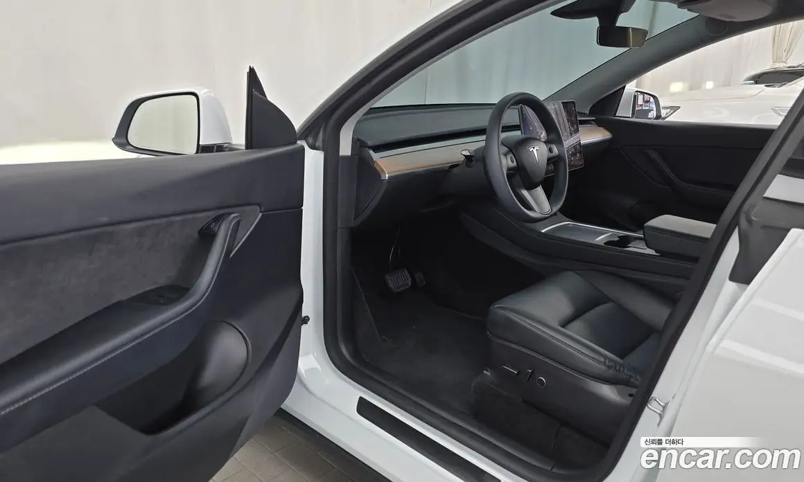 Tesla Model Y 2022 0.2 автомат (гидро), фото 13 Tesla Model Y 2022 0.2 автомат (гидро), фото 13