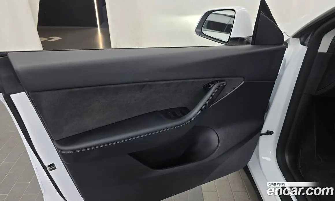 Tesla Model Y 2022 0.2 автомат (гидро), фото 14 Tesla Model Y 2022 0.2 автомат (гидро), фото 14