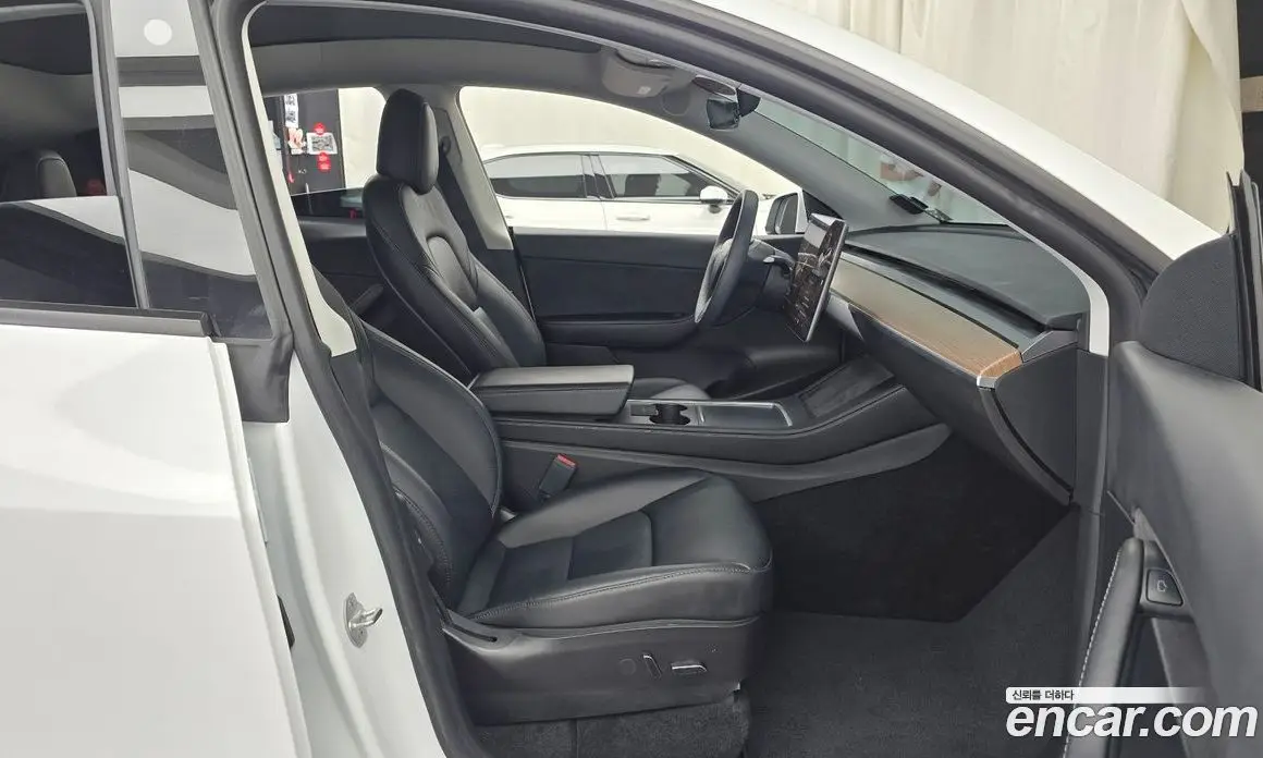 Tesla Model Y 2022 0.2 автомат (гидро), фото 16 Tesla Model Y 2022 0.2 автомат (гидро), фото 16