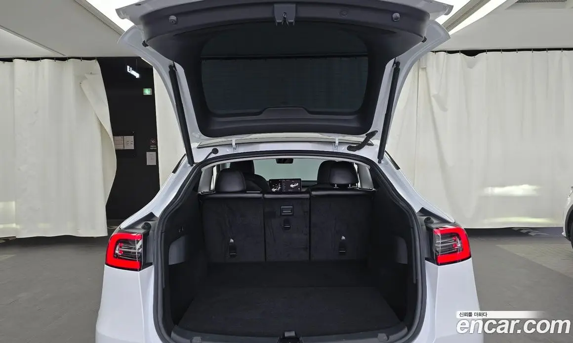 Tesla Model Y 2022 0.2 автомат (гидро), фото 27 Tesla Model Y 2022 0.2 автомат (гидро), фото 27