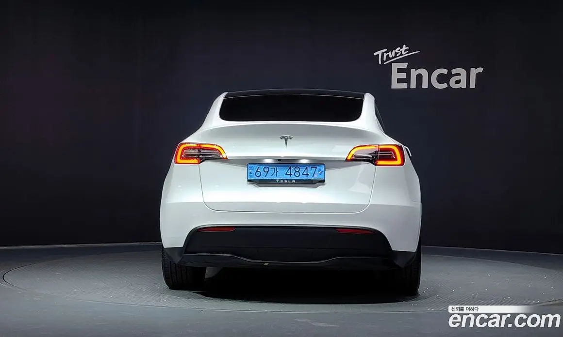 Tesla Model Y 2022 0.2 автомат (гидро), фото 4 Tesla Model Y 2022 0.2 автомат (гидро), фото 4