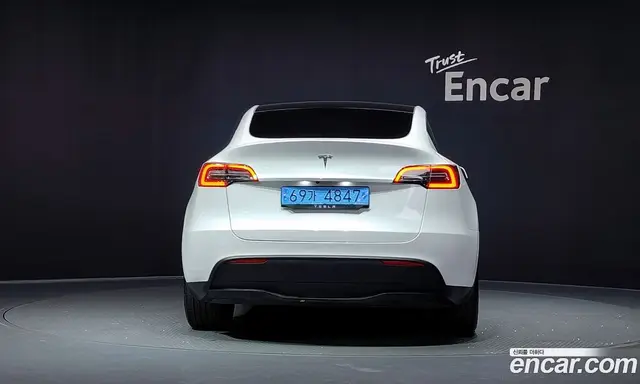 Tesla Model Y 2022 0.2 автомат (гидро), миниатюра 4 Tesla Model Y 2022 0.2 автомат (гидро), миниатюра 4