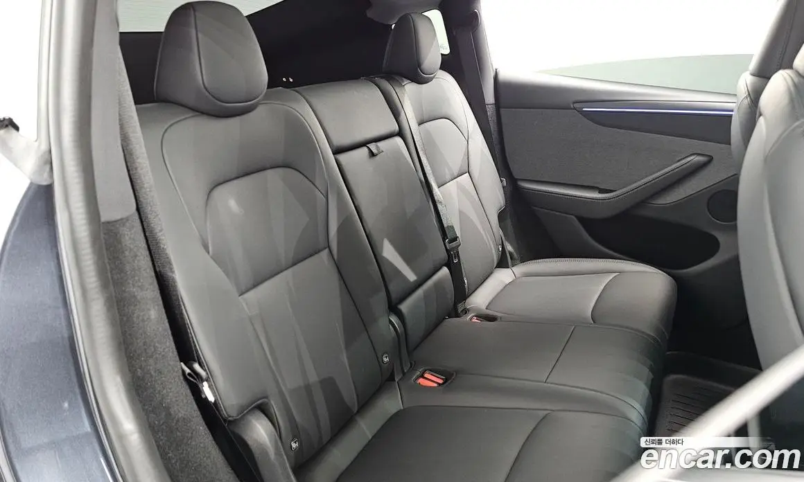 Tesla Model Y 2025 0.2 автомат (гидро), фото 17 Tesla Model Y 2025 0.2 автомат (гидро), фото 17