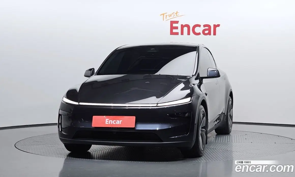 Tesla Model Y 2025 0.2 автомат (гидро), фото 3 Tesla Model Y 2025 0.2 автомат (гидро), фото 3