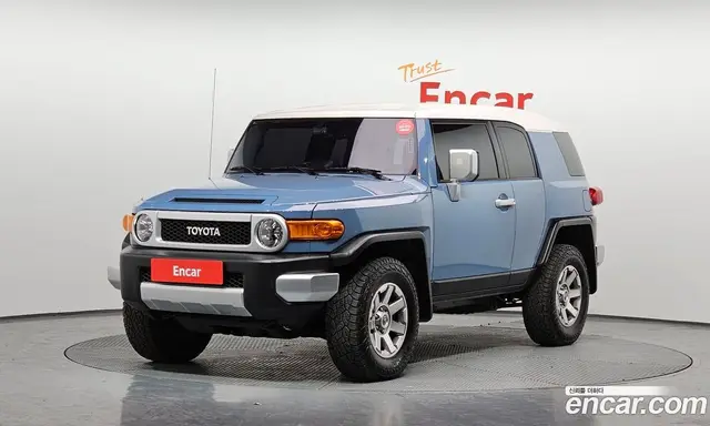 Toyota FJ Cruiser, 2014, 260 912 км Toyota FJ Cruiser, 2014, 260 912 км