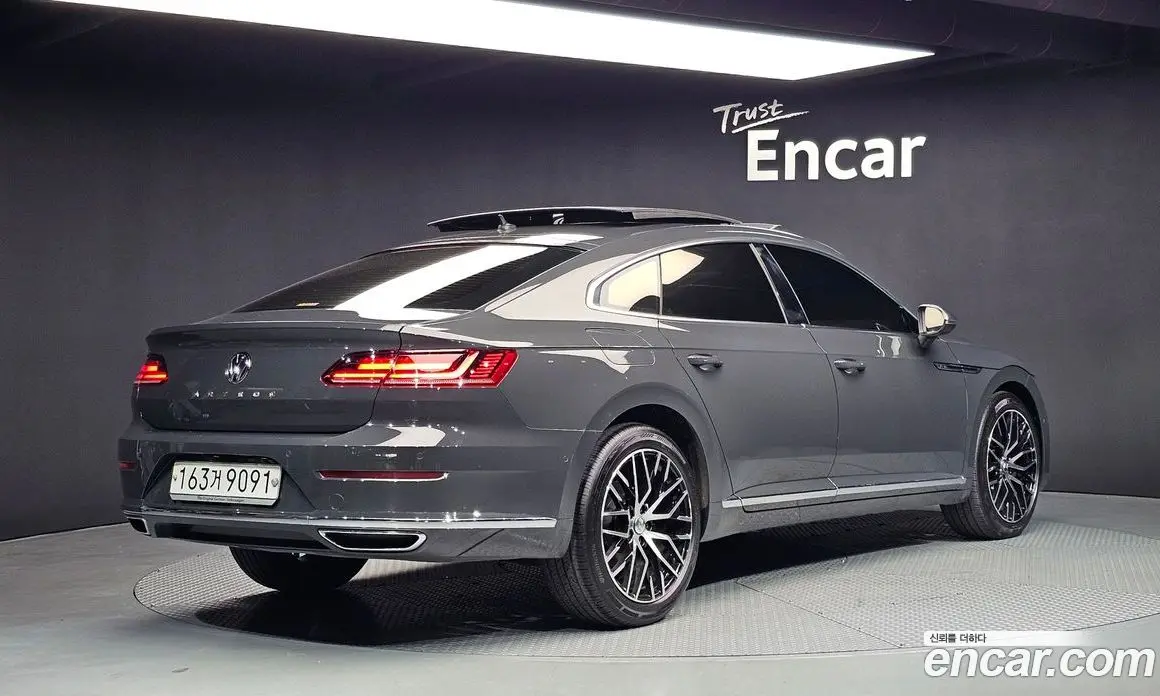 Volkswagen Arteon 2019 2.0 автомат (гидро), фото 2 Volkswagen Arteon 2019 2.0 автомат (гидро), фото 2