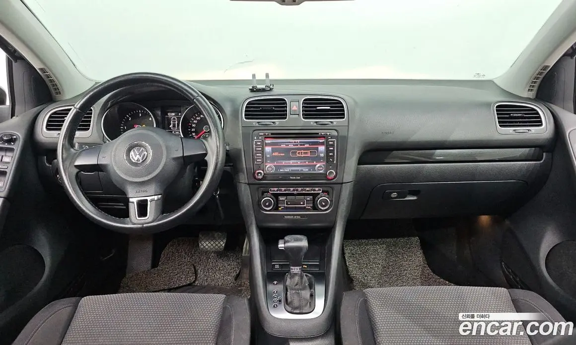 Volkswagen Golf 2010 2.0 автомат (гидро), фото 7 Volkswagen Golf 2010 2.0 автомат (гидро), фото 7