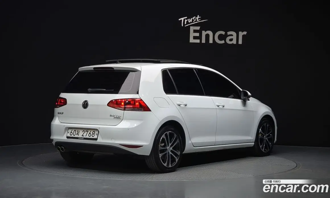 Volkswagen Golf 2014 2.0 автомат (гидро), фото 2 Volkswagen Golf 2014 2.0 автомат (гидро), фото 2