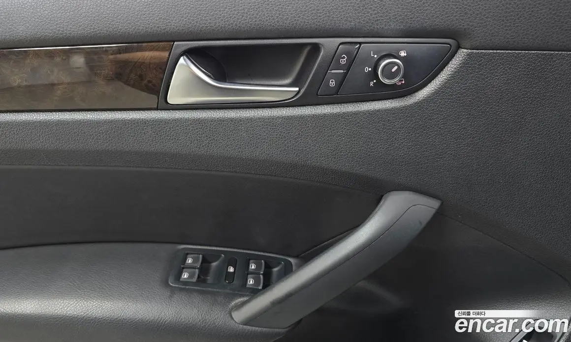 Volkswagen Passat 2014 2.0 автомат (гидро), фото 16 Volkswagen Passat 2014 2.0 автомат (гидро), фото 16