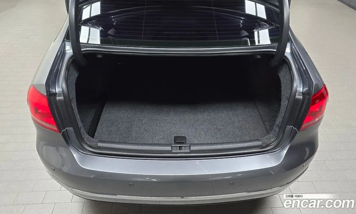 Volkswagen Passat 2014 2.0 автомат (гидро), фото 20 Volkswagen Passat 2014 2.0 автомат (гидро), фото 20