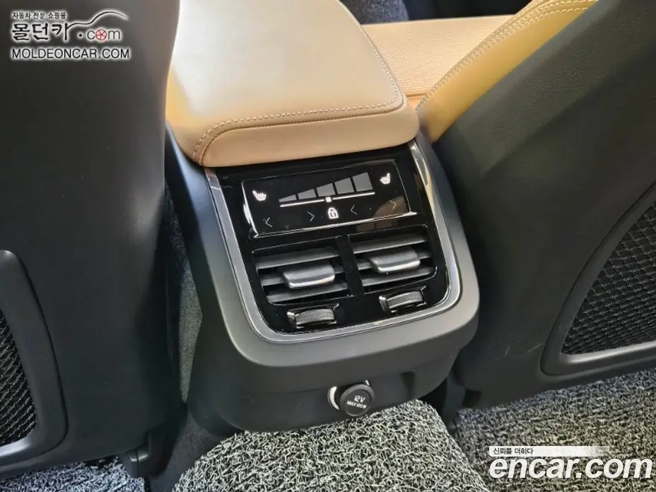 Volvo S60 2019 2.0 автомат (гидро), фото 14 Volvo S60 2019 2.0 автомат (гидро), фото 14