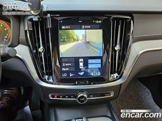 Volvo S60 2019 2.0 автомат (гидро), миниатюра 8 Volvo S60 2019 2.0 автомат (гидро), миниатюра 8