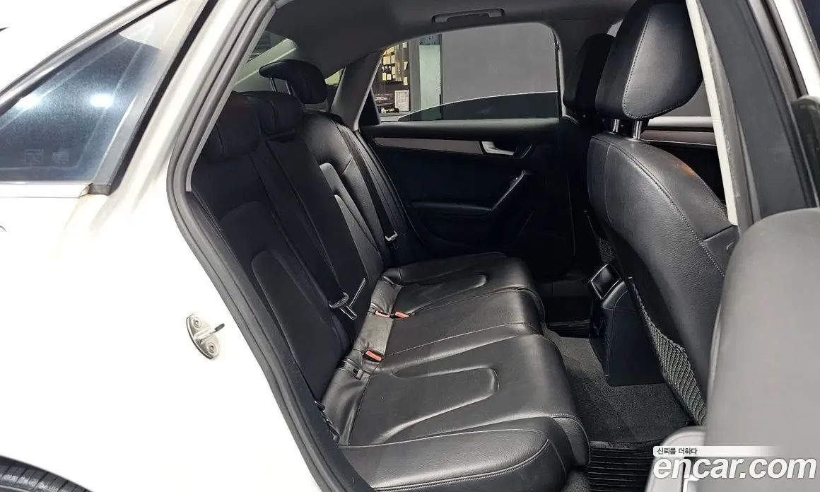 Audi A4 2013 2.0 автомат (гидро), фото 11