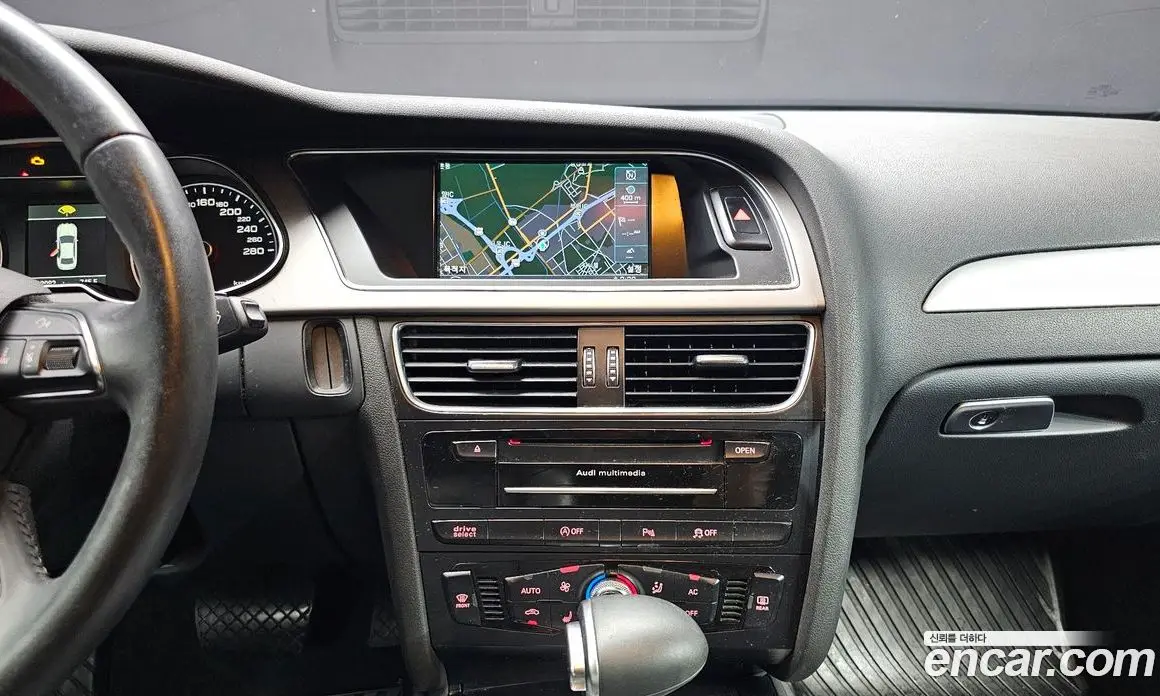 Audi A4 2013 2.0 автомат (гидро), фото 13