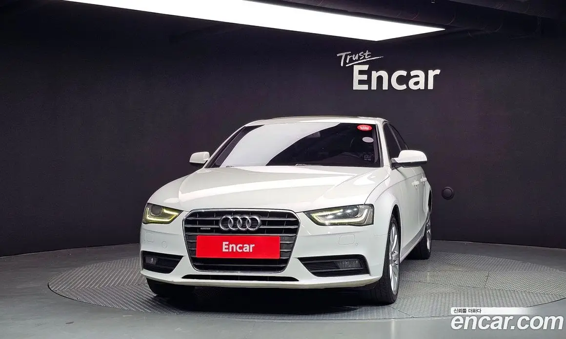 Audi A4 2013 2.0 автомат (гидро), фото 3
