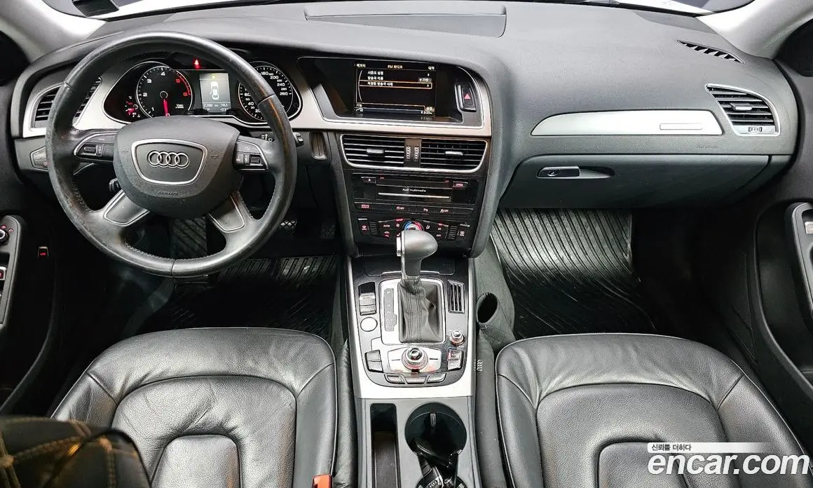 Audi A4 2013 2.0 автомат (гидро), фото 7