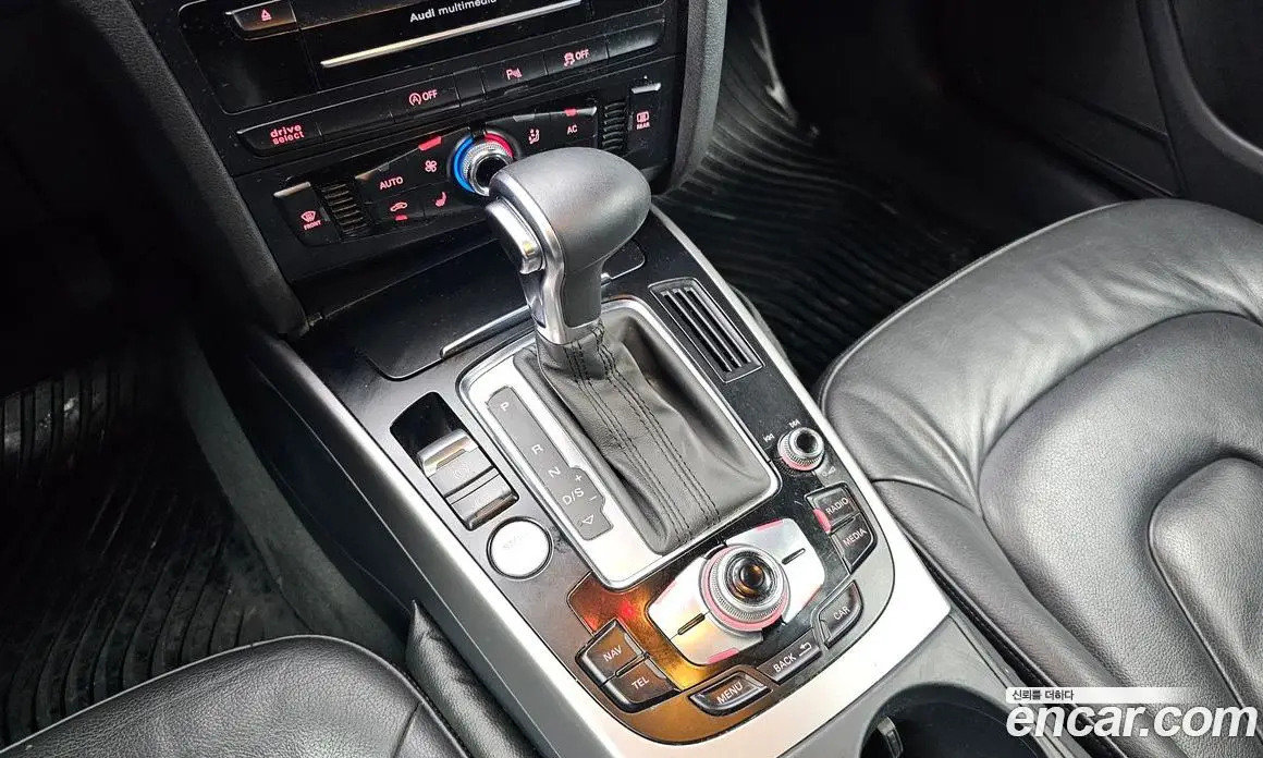 Audi A4 2013 2.0 автомат (гидро), фото 9