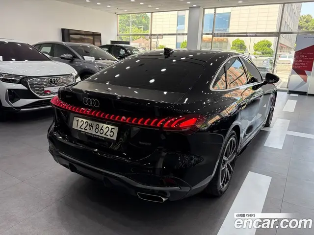 Audi A5 2025 2.0 автомат (гидро), миниатюра 2
