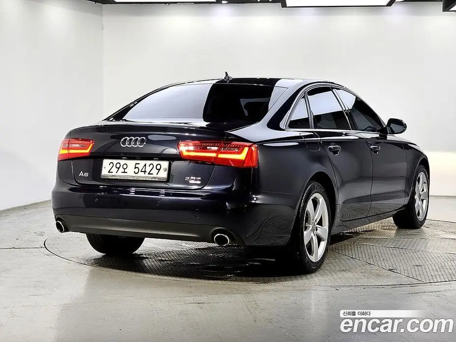 Audi A6 2014 2.0 автомат (гидро), фото 4
