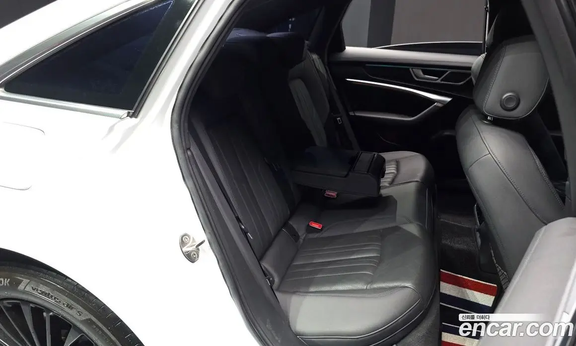 Audi A6 2020 2.0 автомат (гидро), фото 12 Audi A6 2020 2.0 автомат (гидро), фото 12