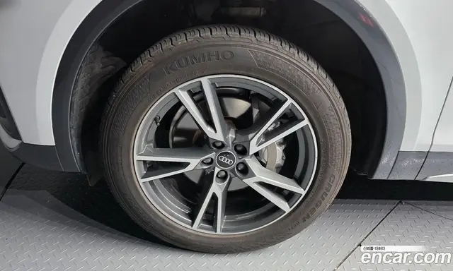Audi Q5 2022 2.0 автомат (гидро), миниатюра 5