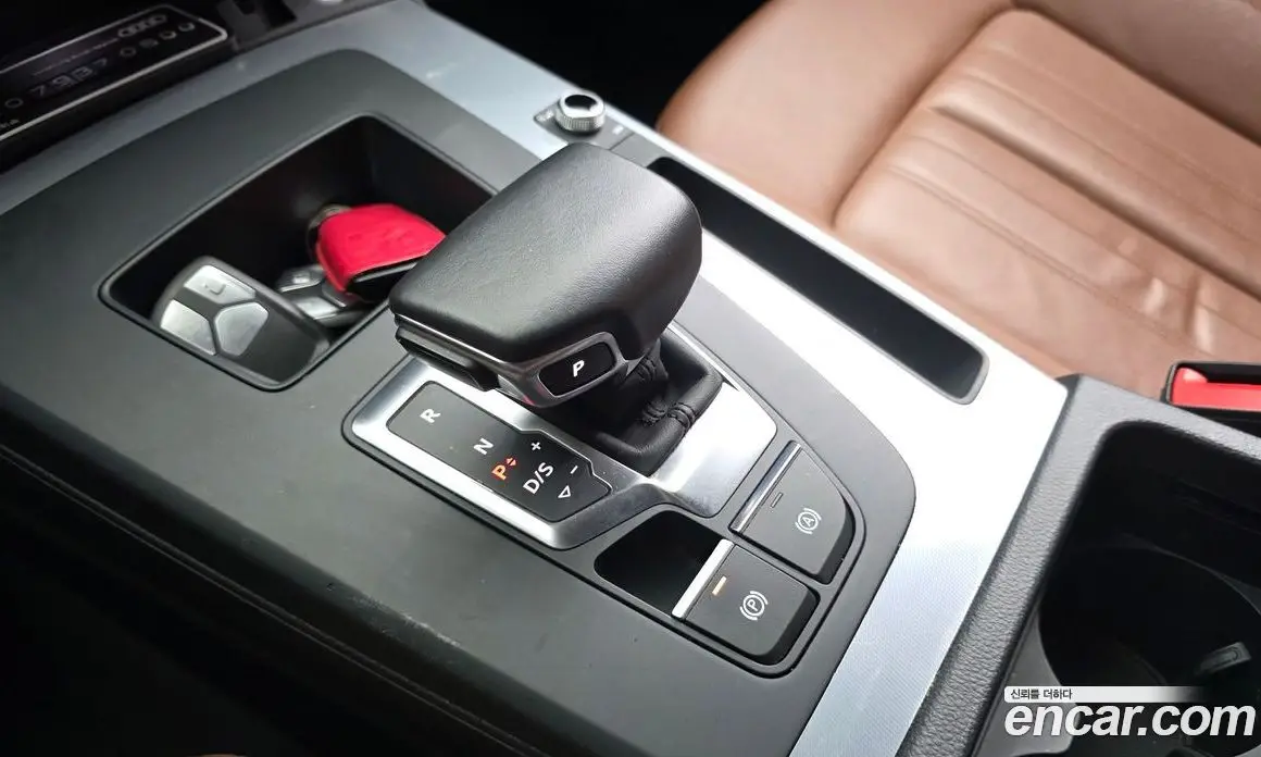 Audi Q5 2022 2.0 автомат (гидро), фото 9
