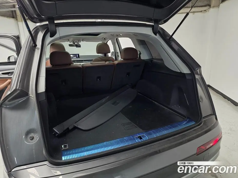 Audi Q7 2019 2.0 автомат (гидро), фото 19